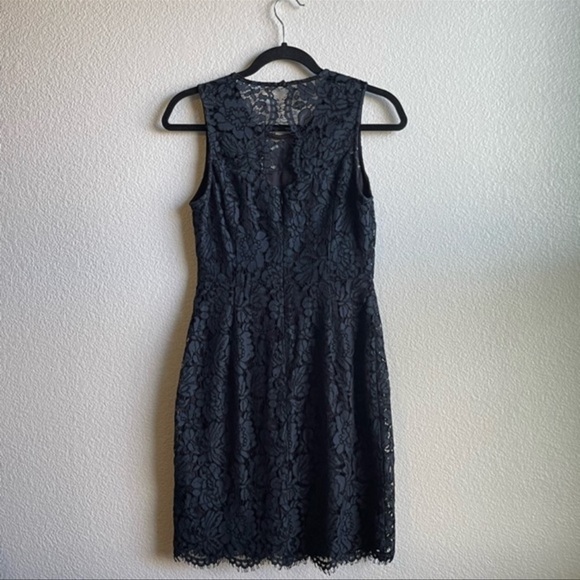 Banana Republic Women’s Lace Cocktail Dress - Picture 5 of 8